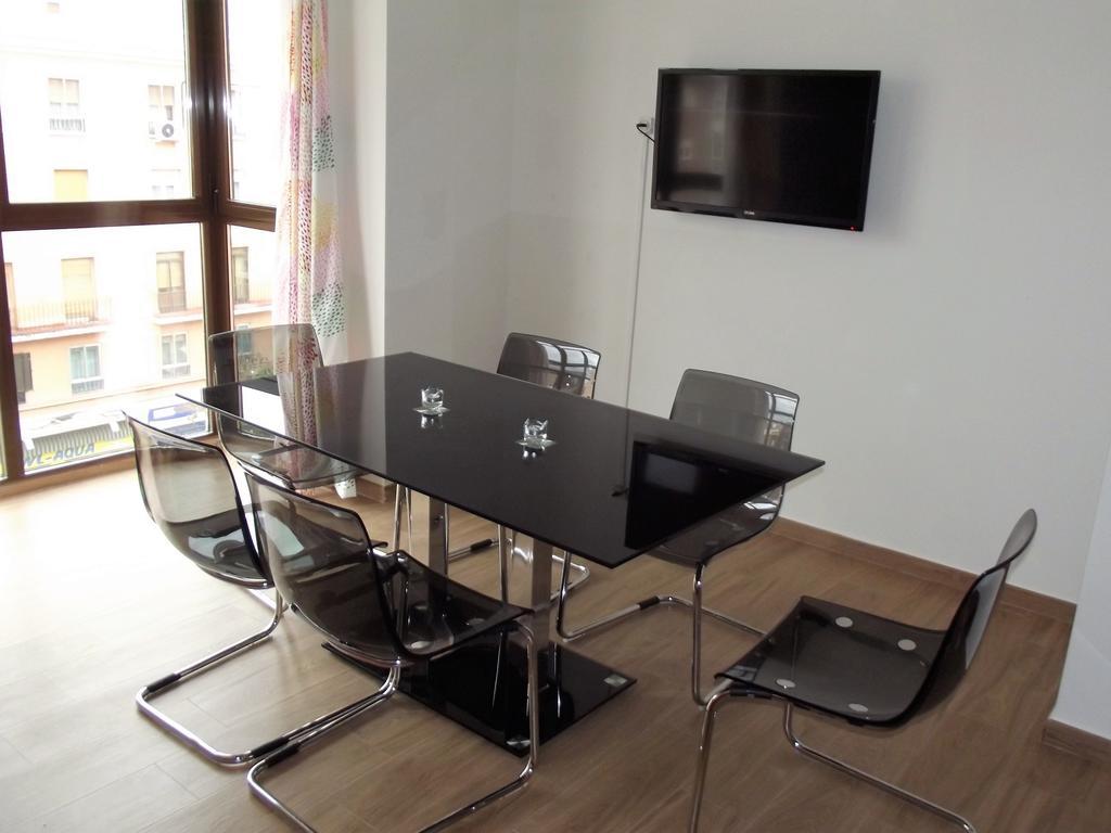 Cinque Terre Apartments 마드리드 객실 사진